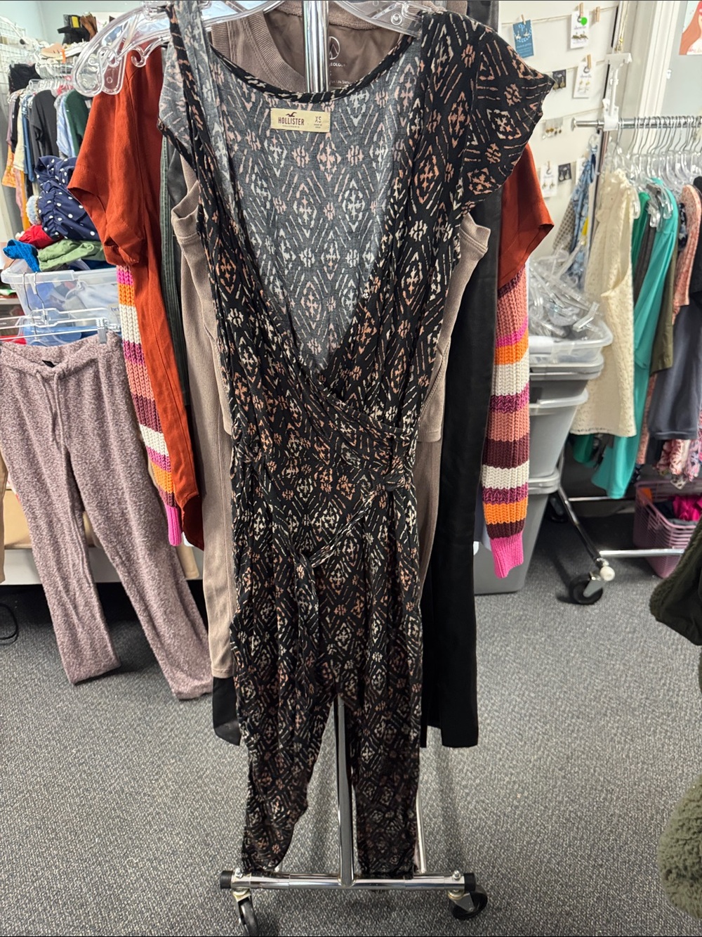 Hollister jumpsuit xs // 091338